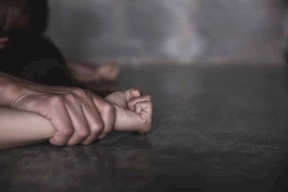 إعدام مجرم خطف فتاة وهتك عرضها وهددها بصور فاضحة