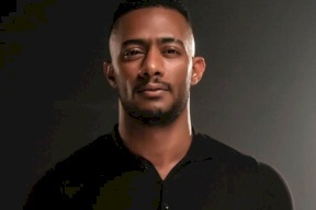 "حنين وعلي" .. طفلا محمد رمضان في أول ظهور لهما بكليبه الجديد (فيديو)