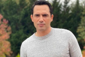صورة- الموت يفجع بطل مسلسل "عروس بيروت" ظافر العابدين