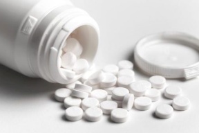 لماذا يجب عدم تناول مسكنات الألم قبل تلقي لقاح كورونا؟