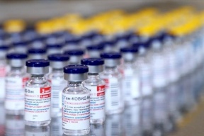 الصحة: الحكومة اشترت 2 مليون جرعة من لقاح كورونا