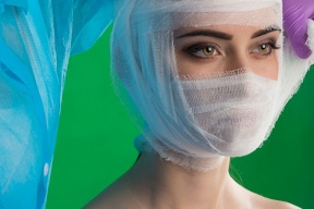 أطباء يكشفون علاقة مفاجئة بين كورونا وجراحات التجميل