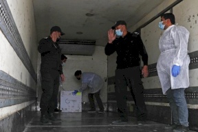 إسرائيل تنقل "كمية لقاحات رمزية" إلى فلسطين وهندوراس! 