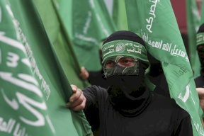 حماس: نُطالب بإلغاء مراسيم رئاسية تعتبر المقاومة خارجة عن القانون