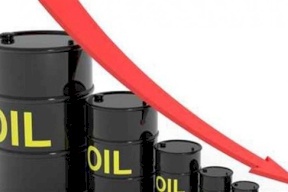 تراجع أسعار النفط 1% بعد ارتفاع الدولار