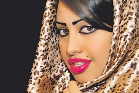 الإعلامية السعودية "صاحبة أجمل شفاه بالتاريخ" كادت أن تموت! (صور)