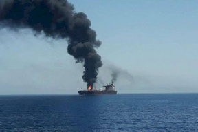 محدث:: هجمات تطال سفن بحرية قبالة سواحل اليمن