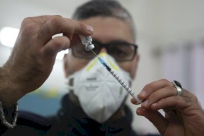 إسرائيل: بالإمكان تطعيم من تعافى من كورونا