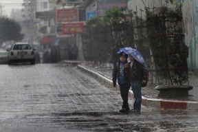 الطقس: منخفض جوي يضرب البلاد .. وهذه التفاصيل