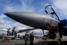 إسرائيل تبحث تأسيس "تحالف دفاعي" إقليمي بمشاركة العرب! 