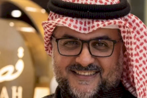 شاهد شبيه الفنان الكويتي الراحل مشاري البلام في تركيا.. ظهر بعد أيام من وفاته (فيديو)