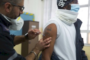 إسرائيل: 1% ممن تلقوا الجرعة الثانية أصيبوا بكورونا