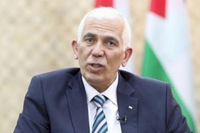 محافظ بيت لحم يوضح عمل محلات البقالة والخضار والمطاعم في فترة الاغلاق