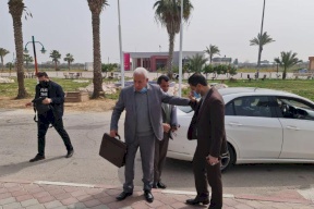 وفود الفصائل تغادر غزة باتجاه القاهرة لاستكمال "الحوار الوطني" غدا