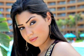 أيتن عامر تخضع لعملية تجميل تغير ملامحها بشكل كامل.. شاهدوا كيف أصبحت!