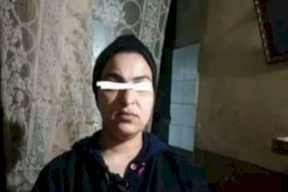 شاهد| ضربتها به ضرتها.. صور بشعة لساطور في رأس مصرية
