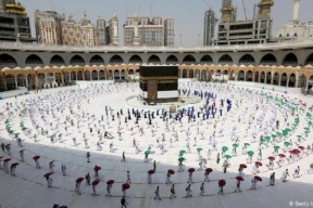 ما هي شروط الحج والعمرة لهذا العام؟
