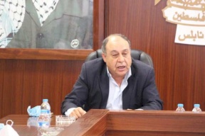 محافظ نابلس: الخدمات الطبية العسكرية ستجري فحوصات كورونا حتى فك إضراب الأطباء