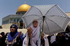 إسرائيل تدرس منع أهالي الضفة من الصلاة بالأقصى في رمضان