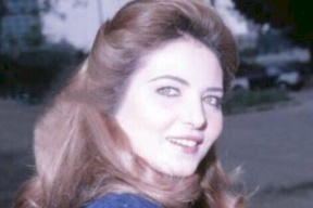 هكذا أصبح شكل الفنانة نسرين بعد سنوات طويلة من الاختفاء.. لم يعرفها الجمهور (شاهد)