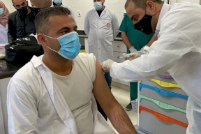 الصحة: بدء تطعيم الكوادر التدريسية للصفوف من الأول وحتى السادس 