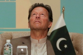 رئيس وزراء باكستان يحمل النساء مسؤولية ارتفاع حالات الاغتصاب