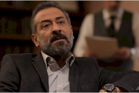 عبد المنعم عمايري: لا يمكن أن أظهر عاريا تماما في أي عمل درامي