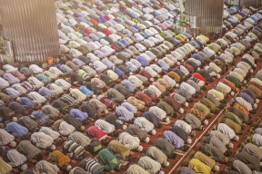 "الأوقاف" توضح: ما مصير صلاة التراويح خلال شهر رمضان؟ 