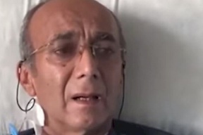 فيديو| الطيار المفصول يظهر لأول مرة من العناية المركزة ويرد على محمد رمضان
