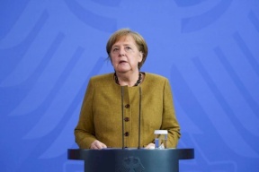 ميركل تصف رمضان بشهر التدبر والسكينة