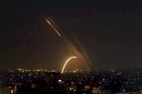 إطلاق قذيفة صاروخية من غزة "سقطت في منطقة مفتوحة"