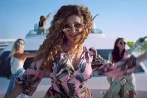 فنانو مصر يهاجمون ميريام فارس.. "إيه اللي جابك تاني؟"
