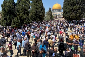 70  ألف مصل في جمعة رمضان الأولى بالأقصى