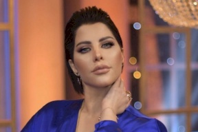 فيديو| المغنية شمس تدفن نفسها لتجرب الموت!