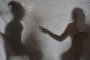 جريمة تهز مصر.. قتلت طفلتها الرضيعة خنقا بعد تعذيبها والسبب غير متوقع!