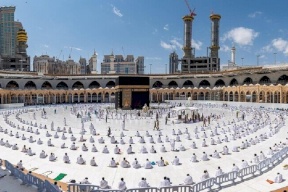 السعودية.. ضوابط جديدة للصلاة في الحرم المكي والعمرة