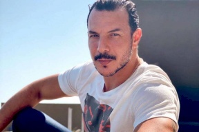 الموت يفجع الفنان باسل خياط