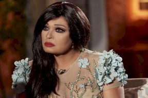 فيديو| هكذا ظهرت فيفي عبده بعد العملية الجراحية الصعبة.. وضعها لا يطمئن وتتكلم بصعوبة