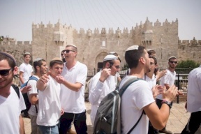 الاحتلال يغلق شوارع القدس القديمة بذريعة تأمين مسيرات المستوطنين
