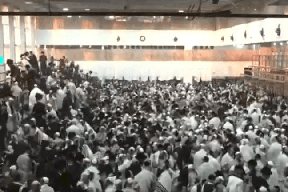 قتيلان و60 إصابة بانهيار مدرج داخل كنيس بمستوطنة غرب القدس