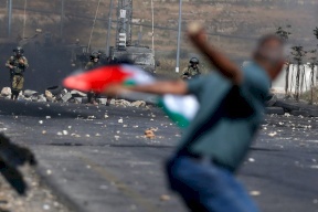 شهيدان متأثران بجروحهما في الضفة