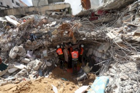 غزة: الدفاع المدني يناشد العالم لإدخال طواقم إنقاذ لإسناده