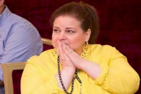 تدهور الحالة الصحية للفنانة دلال عبد العزيز بعد معرفتها بوفاة زوجها