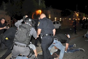 شرطة الاحتلال تُصعد حملتها ضد المتظاهرين بالداخل المحتل