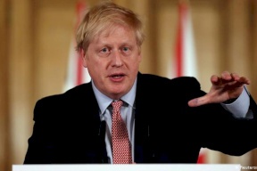 رئيس وزراء بريطانيا يعتذر عن تصريحات سابقة بشأن الاسلام