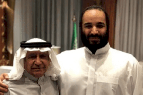 كاتب سعودي يتحدث عن بداية موجة جديدة من الربيع العربي في دولتين خليجيتين!