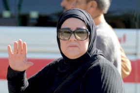 إيمي سمير غانم تعلق رسالة "مؤثرة" على باب غرفة دلال عبد العزيز بالمستشفى (شاهد)