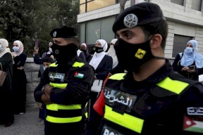 أردني يلقي بزوجته من الطابق الثاني في المفرق