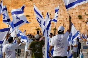 الاحتلال يقر إلغاء مسيرة الأعلام في القدس