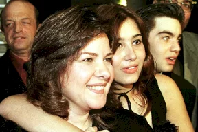 تطورات غير مطمئنة بشأن الحالة الصحية للفنانة دلال عبد العزيز
